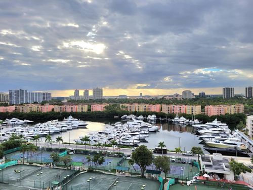 14d-19707 Turnberry Way, Aventura, FL, 33180-2574 | Card Image