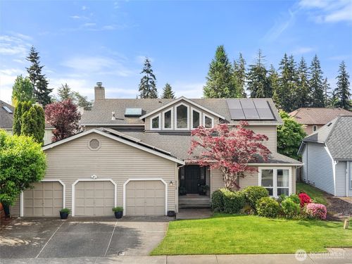 4613 Ne 19th St, Renton, WA, 98059-3810 | Card Image