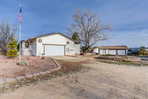 11020 E Esther Ln, Dewey, AZ, 86327-7041 | Card Image