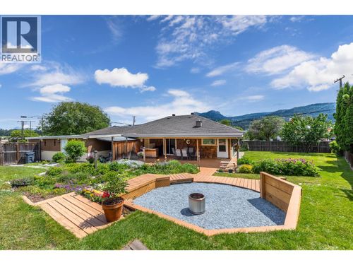 6310 Freeman Dr, Coldstream, BC, V1B3C7 | Card Image