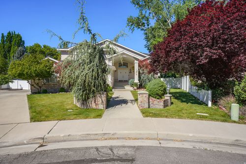 1576 E Bridlebrook Cir S, Salt Lake City, UT, 84117 | Card Image