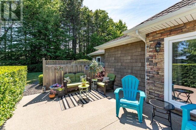 4400 2 Nd Division Rd, House other with 2 bedrooms, 2 bathrooms and null parking in Concession NS | Image 8
