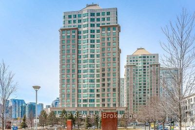 PH207 - 8 Lee Centre Dr, Condo with 3 bedrooms, 3 bathrooms and 1 parking in Scarborough ON | Image 1