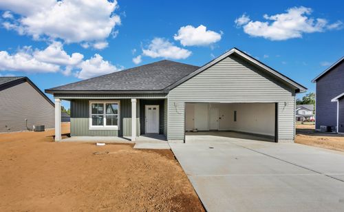 183 Donegal Dr, Clarksville, TN, 37042-1154 | Card Image