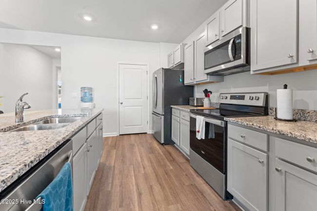 kitchen | Image 11