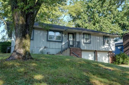 2100 York St, Independence, MO, 64058-1338 | Card Image