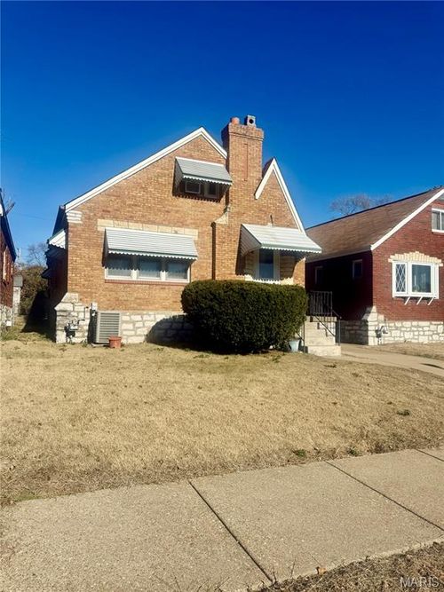 1545 Sells Ave, Saint Louis, MO, 63147-1325 | Card Image