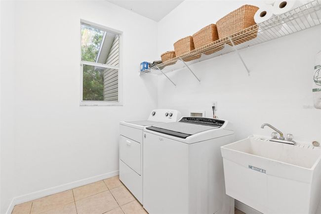 11933 Pasco Trails Blvd, House other with 4 bedrooms, 3 bathrooms and null parking in SPRING HILL FL | Image 27