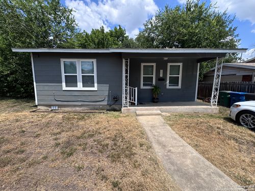 2223 W Wildwood Dr, San Antonio, TX, 78201-2830 | Card Image