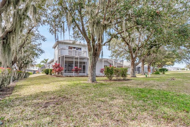 Back Exterior | Image 31