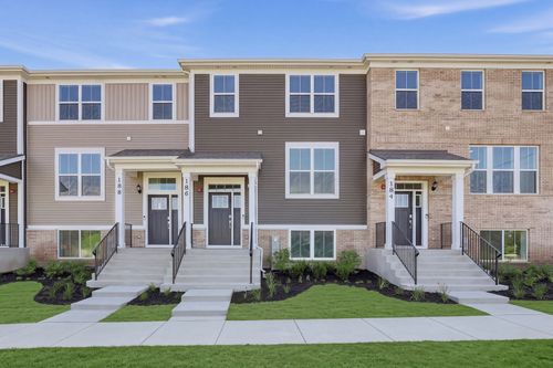 186 Berkshire Dr, Crystal Lake, IL, 60014-7733 | Card Image