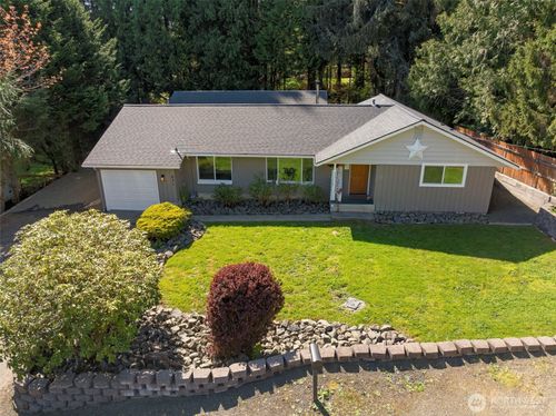 631 N 6th St, Montesano, WA, 98563-1503 | Card Image