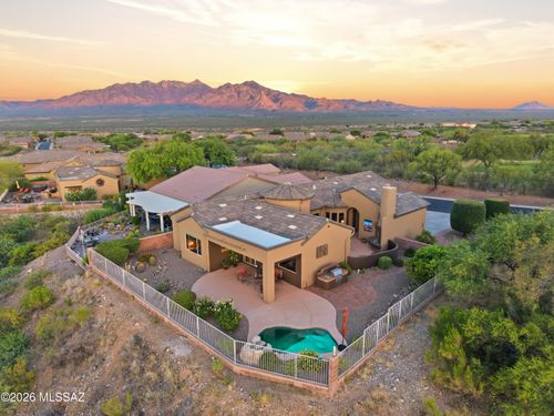 2208 W Bassett Peak Drive, Green Valley, AZ, 85622 | Card Image