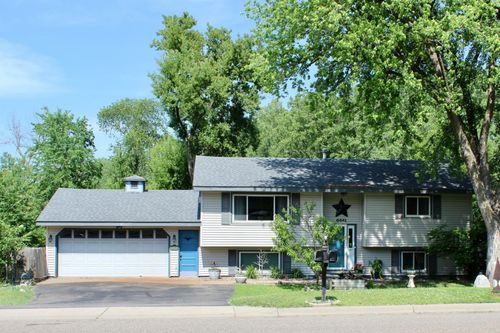 6441 Edgemont Blvd N, Brooklyn Park, MN, 55428-1845 | Card Image