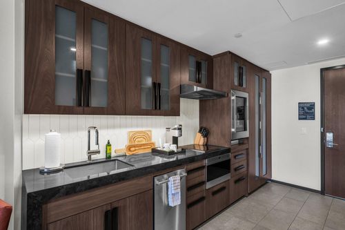 46225-1500 E Black Desert Dr, Ivins, UT, 84738-1327 | Card Image