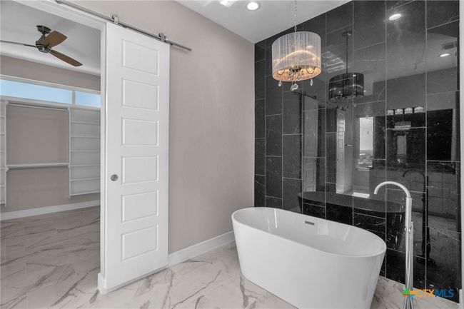 142 Wizard Way, House other with 4 bedrooms, 4 bathrooms and null parking in Spring Branch TX | Image 24