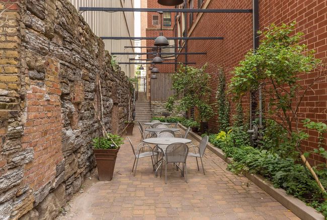 Community Patio | Image 32