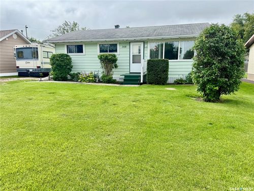 308 Scott St, Muenster, SK, S0K2A1 | Card Image