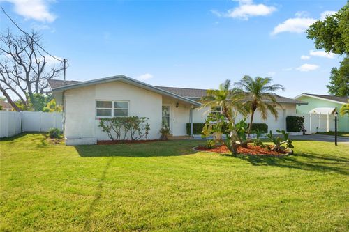 1768 Harbor Cir E, LARGO, FL, 33770-4558 | Card Image