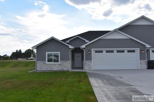 472 Zions St, Shelley, ID, 83274-1077 | Card Image