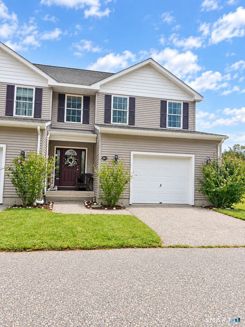 201 Jessica Ln, Killingly, CT, 06241-2252 | Card Image