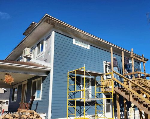 115 N Wilmont St, Sherwood, OH, 43556-8522 | Card Image