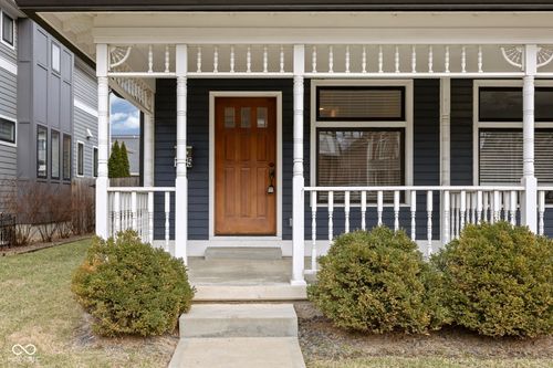 1635 N New Jersey St, Indianapolis, IN, 46202-1612 | Card Image