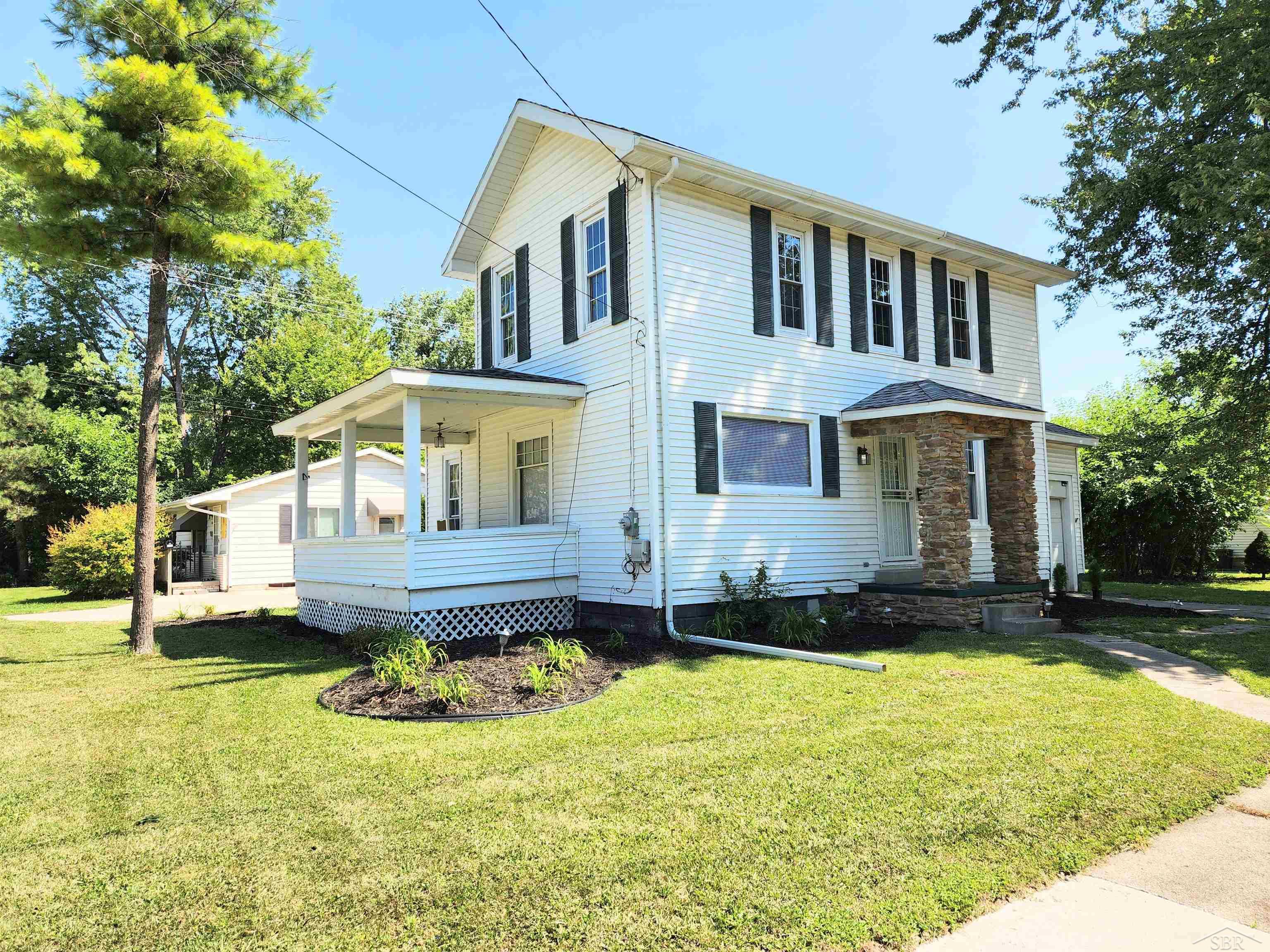 Laurel St, Saginaw, MI 48602