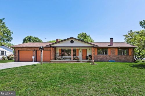 25 Meadow Glen Dr, DOVER, DE, 19901-5541 | Card Image