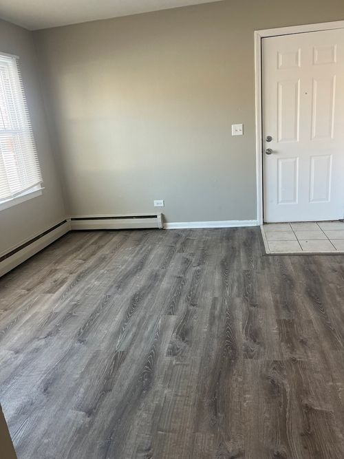 apt-e1-1340 Main St, Wheaton, IL, 60187-3531 | Card Image