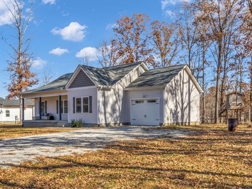 371 Mcelhiney Rd, Dickson, TN, 37055-4548 | Card Image