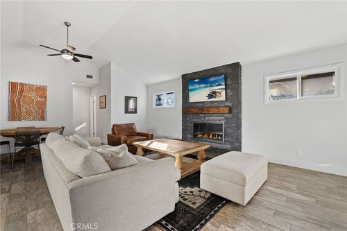 630 Indianapolis Ave, Huntington Beach, CA, 92648-4330 | Card Image