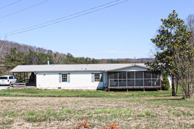 909 Holt Road, House other with 3 bedrooms, 2 bathrooms and null parking in East Bernstadt KY | Image 1