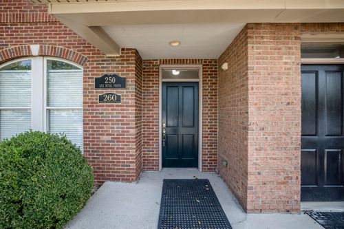 250-80 Se Codell Drive, Lexington, KY, 40509 | Card Image