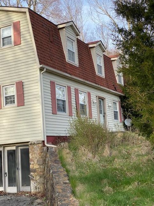 7647 S Scenic Hwy, Bland, VA, 24315-4786 | Card Image