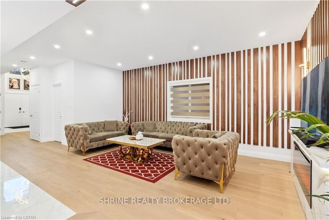 2637 Bobolink Lane, House other with 4 bedrooms, 4 bathrooms and 2 parking in London ON | Image 4