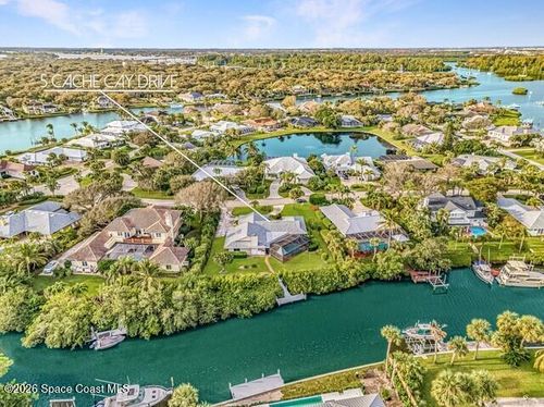 5 Cache Cay Dr, Vero Beach, FL, 32963-1211 | Card Image