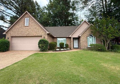 4600 Shadow Field Ln, Bartlett, TN, 38002-7468 | Card Image