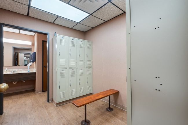 Locker room | Image 31
