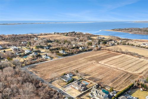 118 Paquatuck Ave, East Moriches, NY, 11940-1204 | Card Image