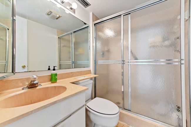 3864 Victoria Dr, Condo with 2 bedrooms, 3 bathrooms and null parking in West Palm Beach FL | Image 18