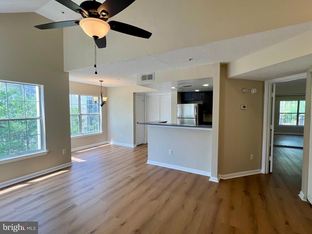 Residential in LAUREL 2