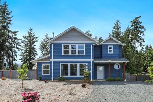 177 Baynes Dr, Fanny Bay, BC, V0R1W0 | Card Image