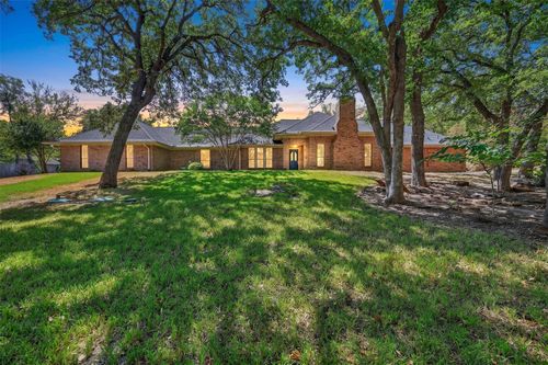 6501 Oakview Dr, Flower Mound, TX, 75022-6350 | Card Image