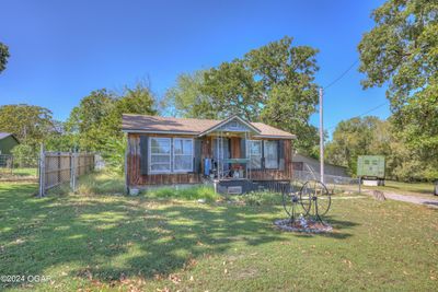 2006 S Main Street, House other with 3 bedrooms, 2 bathrooms and null parking in Galena KS | Image 2