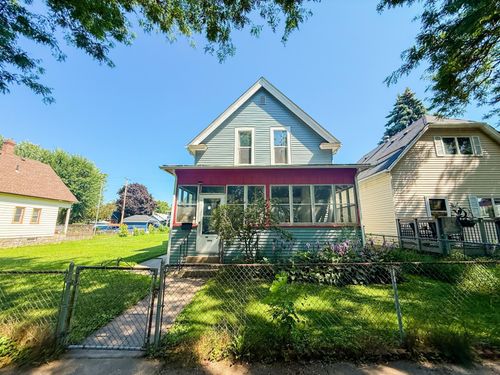 989 Conway St, Saint Paul, MN, 55106-5606 | Card Image