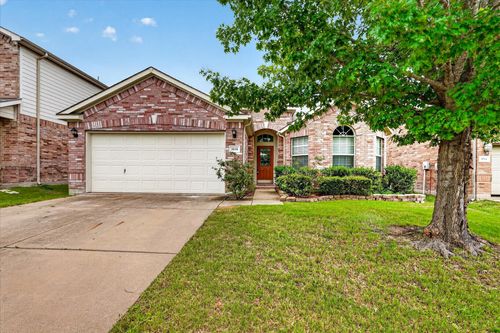 1016 Camp Verde Dr, Forney, TX, 75126-5084 | Card Image