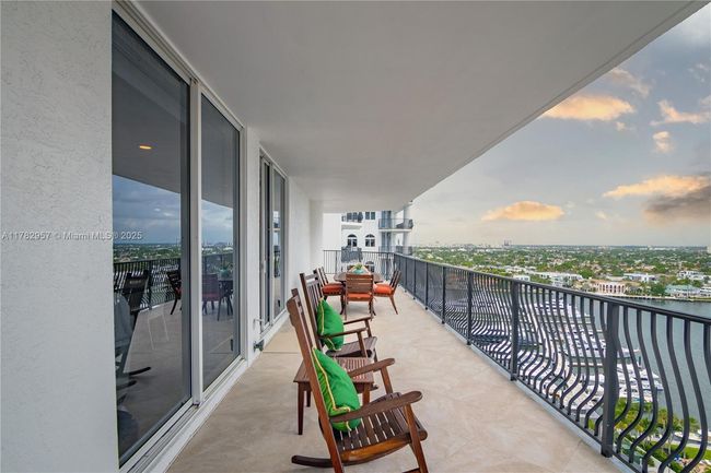 APT-1602C - 100 S Birch Rd, Condo with 3 bedrooms, 3 bathrooms and null parking in Fort Lauderdale FL | Image 40