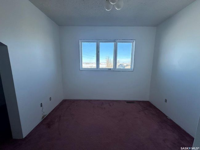 502 Busteed St, House other with 6 bedrooms, 4 bathrooms and 6 parking in Kerrobert SK | Image 34
