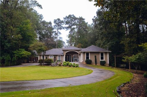 1552 Catherine Ct, Suwanee, GA, 30024-2815 | Card Image